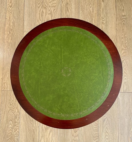 Mahogany green topped phone - green,