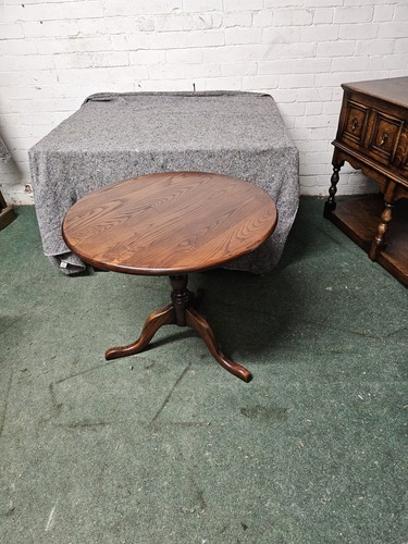 Antique reproduction style - reproduction,